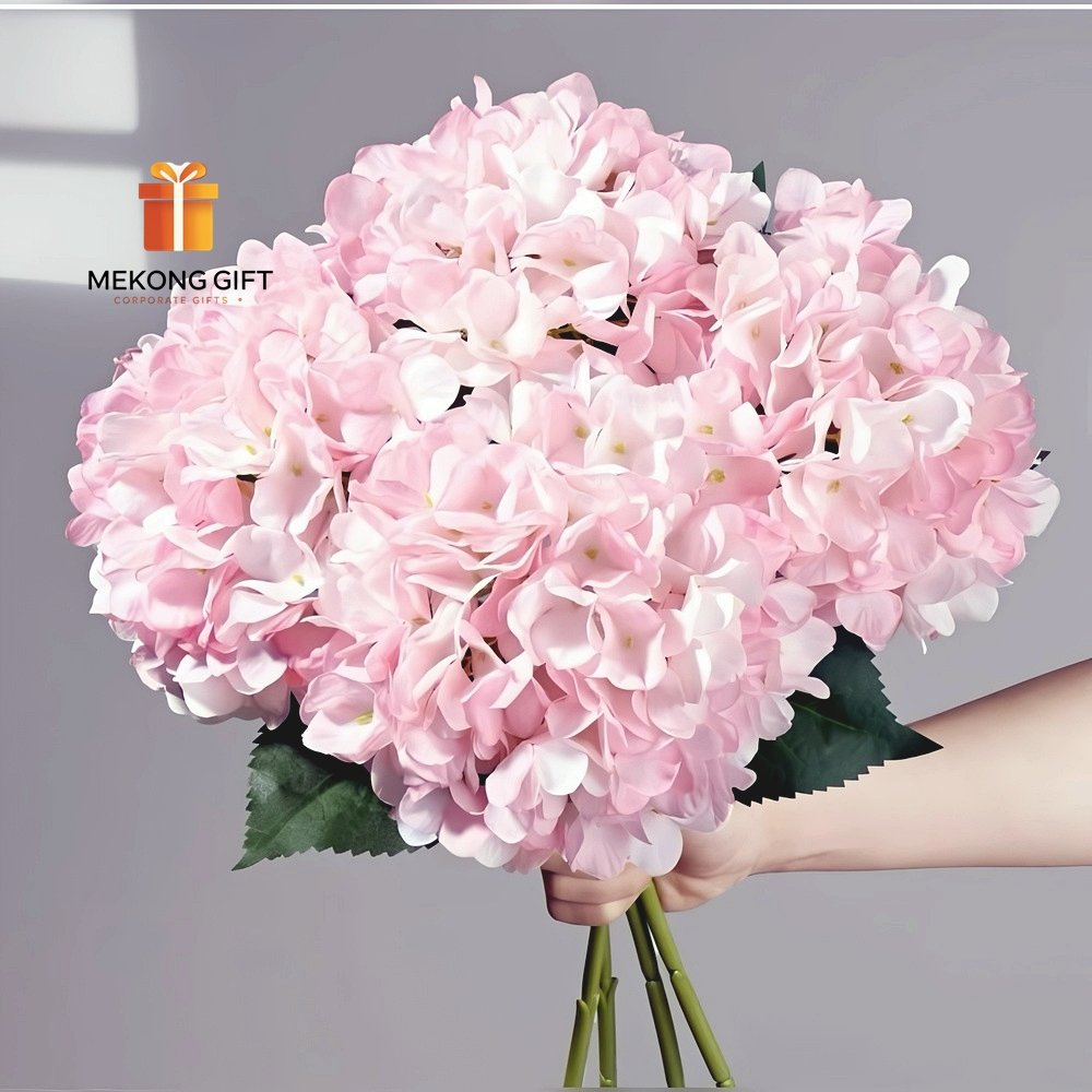 Bó Hoa Cưới Cầm Tay Cẩm Tú Cầu Đẹp Tại TP.HCM